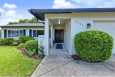 9777 119th Way, Seminole, FL 33772 - Photo 5