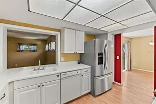 9777 119th Way, Seminole, FL 33772 - Photo 15