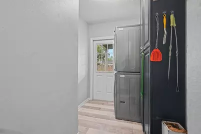 1509 W Barr Drive, Tampa, FL 33603 - Photo 19