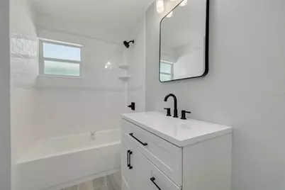 4227 Harrisburg Street NE, Saint Petersburg, FL 33703 - Photo 23