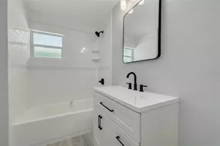 4227 Harrisburg St NE, Saint Petersburg, FL 33703 - Photo 23