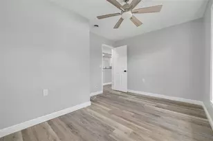 4227 Harrisburg St NE, Saint Petersburg, FL 33703 - Photo 19