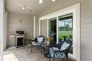 14607 Village Glen Cir, Tampa, FL 33618 - Photo 35