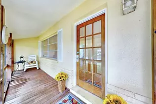 5233 52nd Way N, Saint Petersburg, FL 33709 - Photo 3