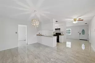 9810 N 54th St, Temple Terrace, FL 33617 - Photo 15