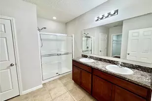 4340 Pagosa Springs Cir, Melbourne, FL 32901 - Photo 9