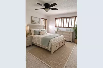 9913 W Bay Street, Seminole, FL 33776 - Photo 27