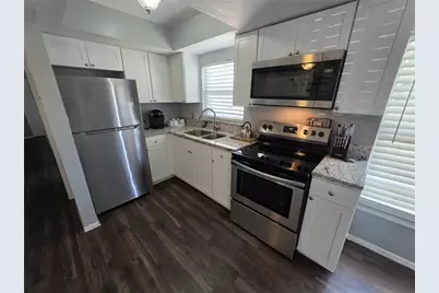 705 1st Street #4, Indian Rocks Beach, FL 33785 - Photo 3