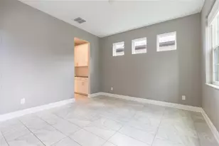 19457 Redwood Point Dr, Tampa, FL 33647 - Photo 5