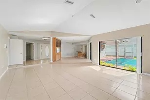 8422 Spring Hill Dr, Spring Hill, FL 34608 - Photo 9