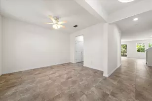 5715 Hevena Ct, Palmetto, FL 34221 - Photo 7