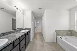 5715 Hevena Ct, Palmetto, FL 34221 - Photo 47