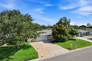 14233 102nd Ave, Largo, FL 33774 - Photo 3