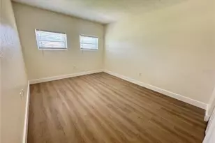 4631 76th Ave N, Pinellas Park, FL 33781 - Photo 9
