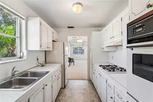 5530 N 80th St, Saint Petersburg, FL 33709 - Photo 11