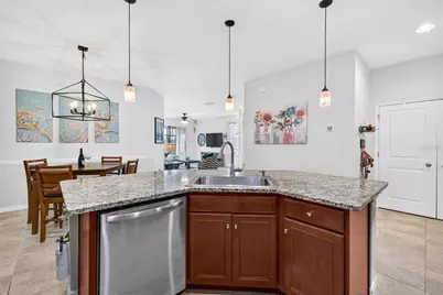 7460 Stonebrook Circle, Wesley Chapel, FL 33545 - Photo 15