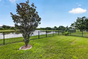 7460 Stonebrook Cir, Wesley Chapel, FL 33545 - Photo 29