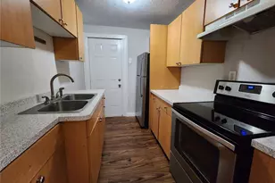 2110 W 41st St, Jacksonville, FL 32209 - Photo 3