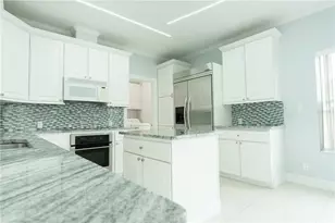 8345 Trillium Rd, Fort Myers, FL 33967 - Photo 3