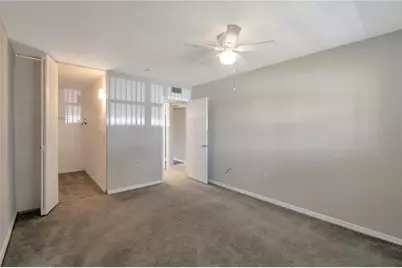 201 Kings Boulevard #5, Sun City Center, FL 33573 - Photo 13