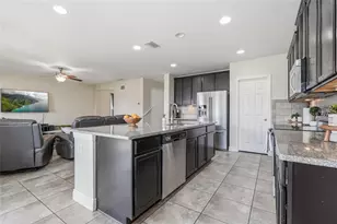 10229 Newminster Loop, Ruskin, FL 33573 - Photo 19