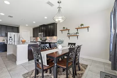 10229 Newminster Loop, Ruskin, FL 33573 - Photo 13