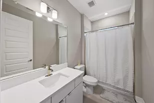 4104 W Cleveland St, Tampa, FL 33609 - Photo 15
