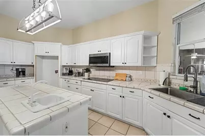 37616 Sky Ridge Circle, Dade City, FL 33525 - Photo 9
