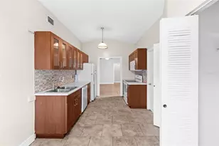 629 Stillview Cir, Brandon, FL 33510 - Photo 9