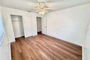 121 Granada Blvd, North Port, FL 34287 - Photo 11