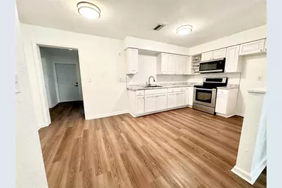 121 Granada Boulevard, North Port, FL 34287 - Photo 3