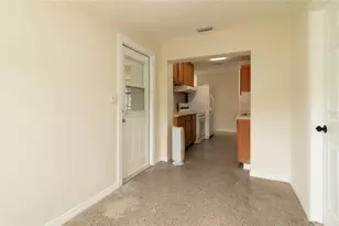 5116 Eldorado Dr, Tampa, FL 33615 - Photo 15