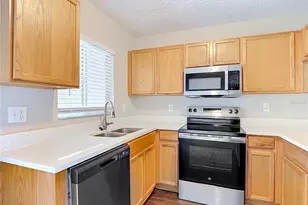 2245 Fluorshire Dr, Brandon, FL 33511 - Photo 11