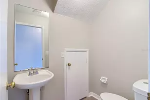 2245 Fluorshire Dr, Brandon, FL 33511 - Photo 15