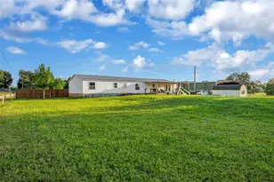 3858 E Knights Griffin Rd, Plant City, FL 33565 - Photo 25