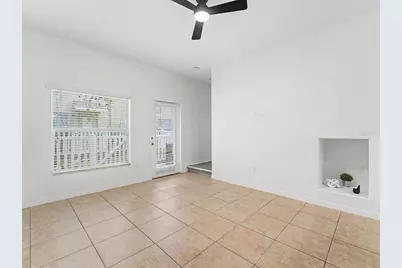 8518 Gablebend Way, Tampa, FL 33647 - Photo 7