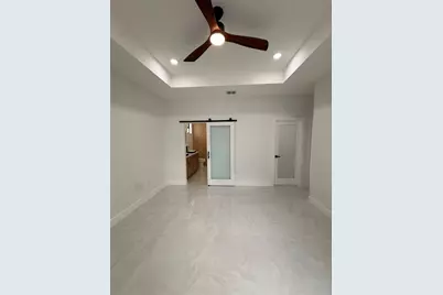 8208 N Elmer Street, Tampa, FL 33604 - Photo 17