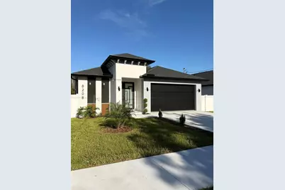 8208 N Elmer Street, Tampa, FL 33604 - Photo 1