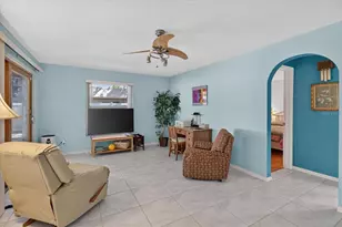 13497 Oval Dr E, Largo, FL 33774 - Photo 49