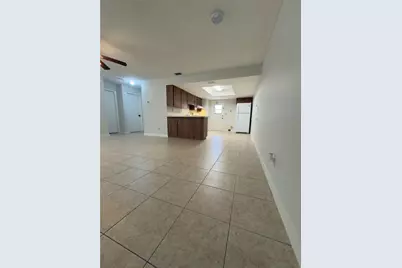 7746 62nd Street N #B, Pinellas Park, FL 33781 - Photo 13