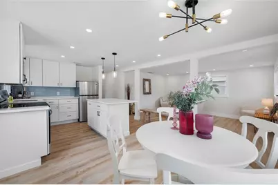 2547 Kingston Street S, Saint Petersburg, FL 33711 - Photo 13