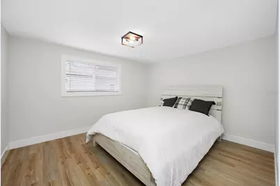 2547 Kingston Street S, Saint Petersburg, FL 33711 - Photo 15