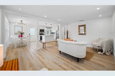 2547 Kingston Street S, Saint Petersburg, FL 33711 - Photo 5