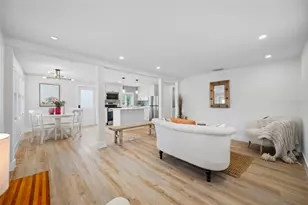 2547 Kingston St S, Saint Petersburg, FL 33711 - Photo 5