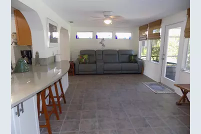1874 Wateroak Drive W, Clearwater, FL 33764 - Photo 7