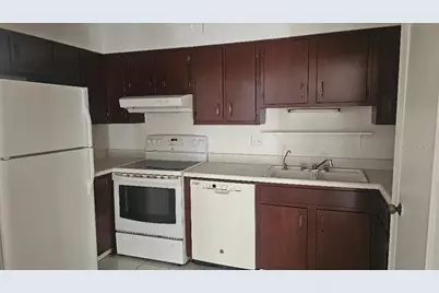 10365 Paradise Boulevard #10, Treasure Island, FL 33706 - Photo 3