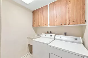 2069 Kingfisher Dr, Palm Harbor, FL 34683 - Photo 37