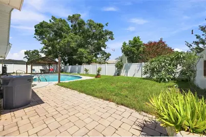 2069 Kingfisher Drive, Palm Harbor, FL 34683 - Photo 43