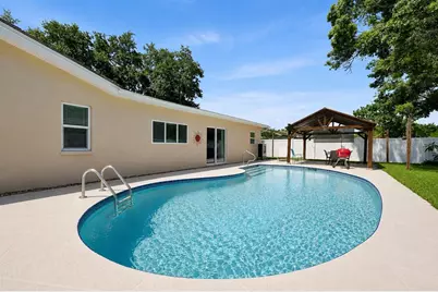 2069 Kingfisher Drive, Palm Harbor, FL 34683 - Photo 3