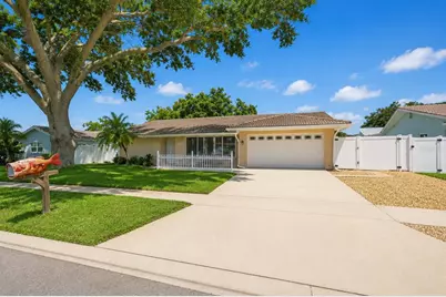 2069 Kingfisher Drive, Palm Harbor, FL 34683 - Photo 1